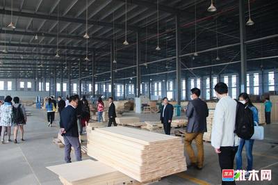 2大板式家具廠陷倒閉!“廣東模式”現(xiàn)危機?
